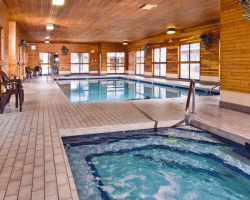 Kelowna Inn & Suites - Pool. Kelowna, BC.