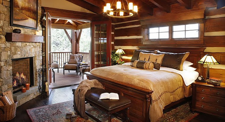 Eagle Ranch Luxury Chalets - Bedroom. Invermere, BC